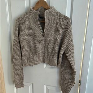 NWOT Cozy Beige Knit Cropped Sweater
